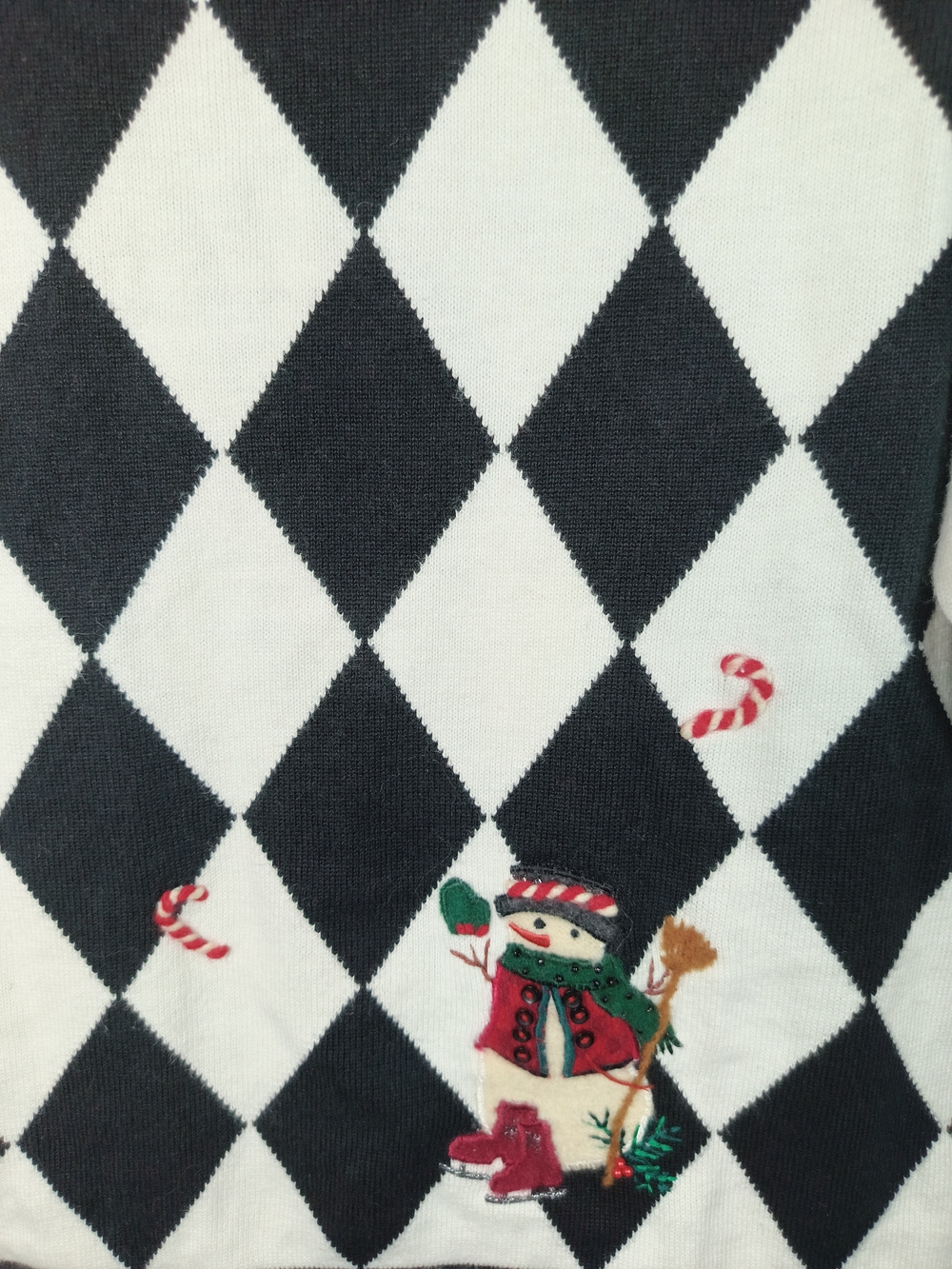 Marisa Christina Black & White Argyle Holiday Cardigan with Festive Appliques PM - Picture 4 of 7